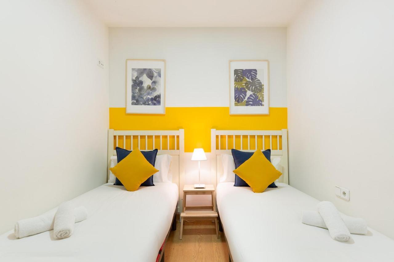 Stay U-Nique Apartments Passatge De Font Barcelona Bagian luar foto