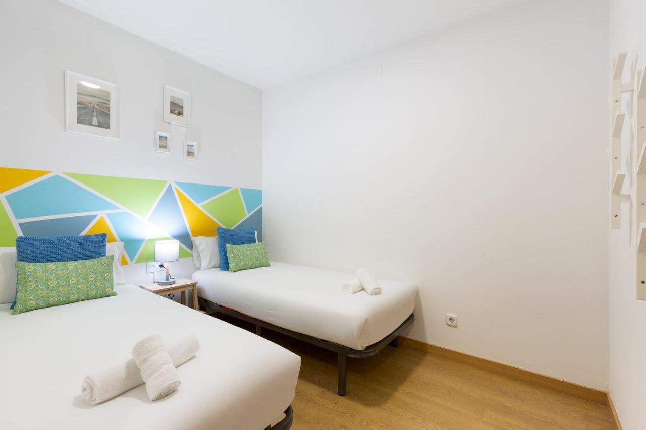 Stay U-Nique Apartments Passatge De Font Barcelona Bagian luar foto