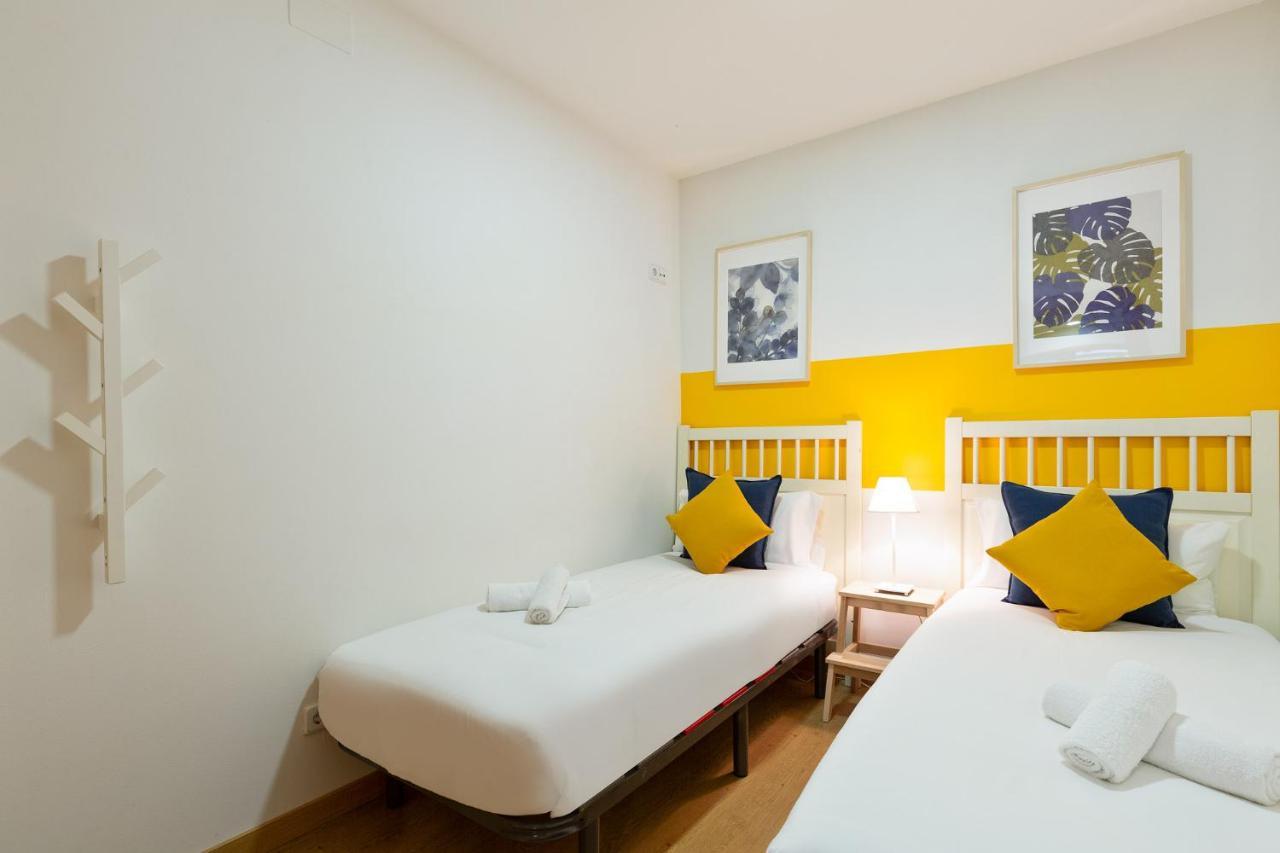 Stay U-Nique Apartments Passatge De Font Barcelona Bagian luar foto